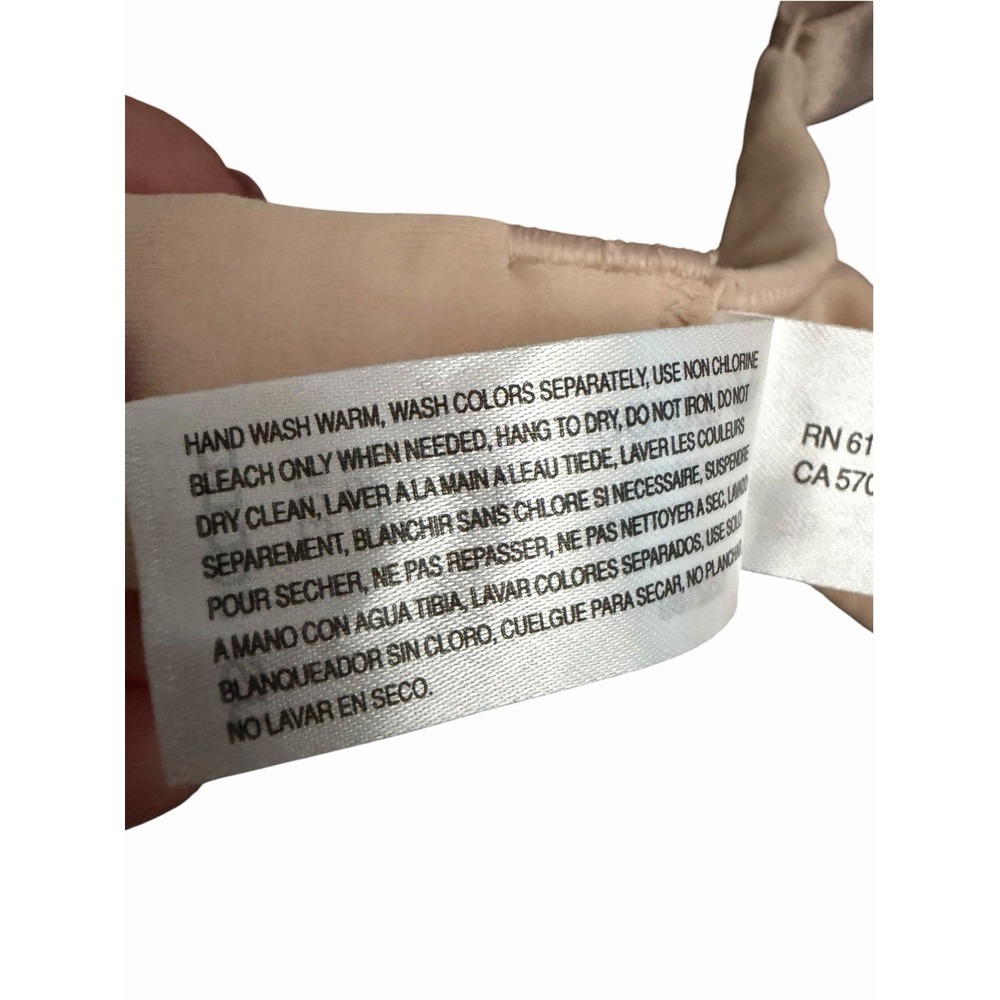 Wacoal Bra Womens Size 30DDD Beige Wireless Full Coverage Hook Loop KKk16-1 - Picture 3 of 6